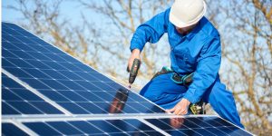 Installation Maintenance Panneaux Solaires Photovoltaïques à Saint-Julien-des-Chazes
